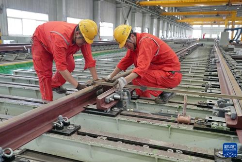 河北山海關 百年山橋 道岔生產忙鳳凰網河北 鳳凰網